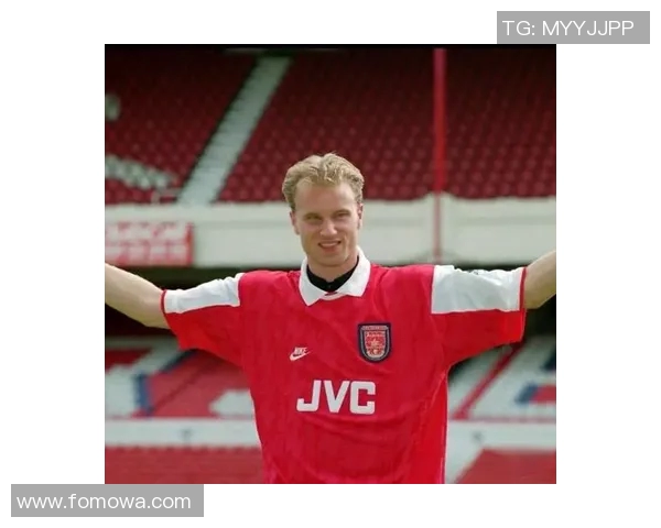 足球明星的奋斗历程与荣耀时刻简述 足球明星的奋斗历程与荣耀时刻简述