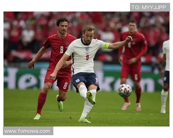 南京足球队在欧锦赛中的灵活性表现分析与点评